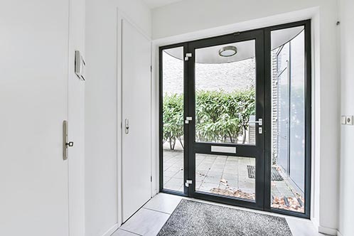 Cute Design Entrance Houae with Glass Door 